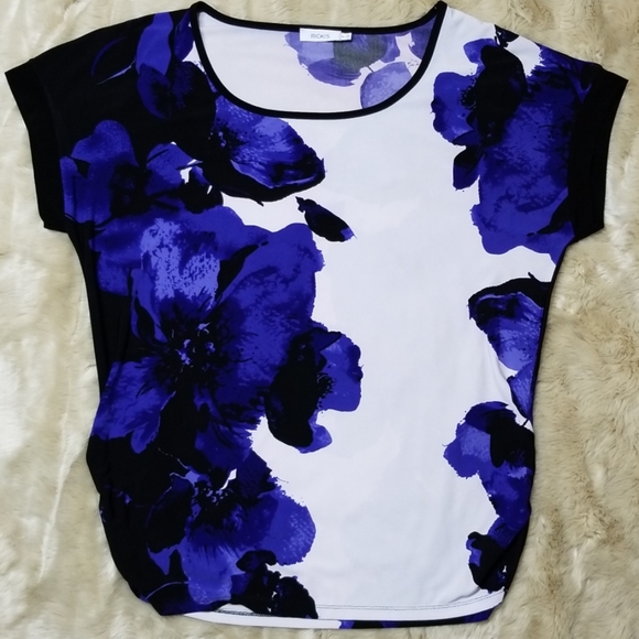 Ricki's Top - Picture 3 of 8